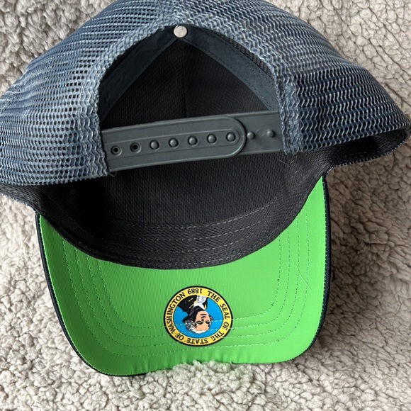Boco Trucker Hat - Picture 4 of 4